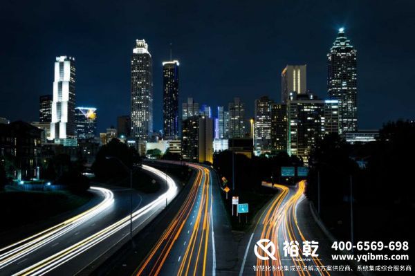 智慧電梯監管系統，核心技術，安全性，應用領域，未來發展，管理效率